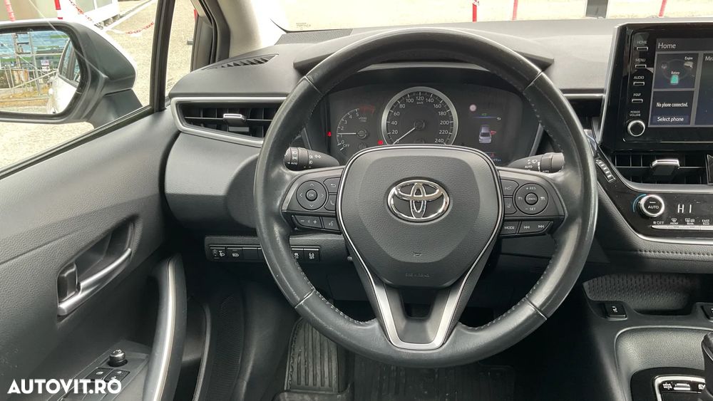 Toyota Corolla 1.8 HSD Business - 17
