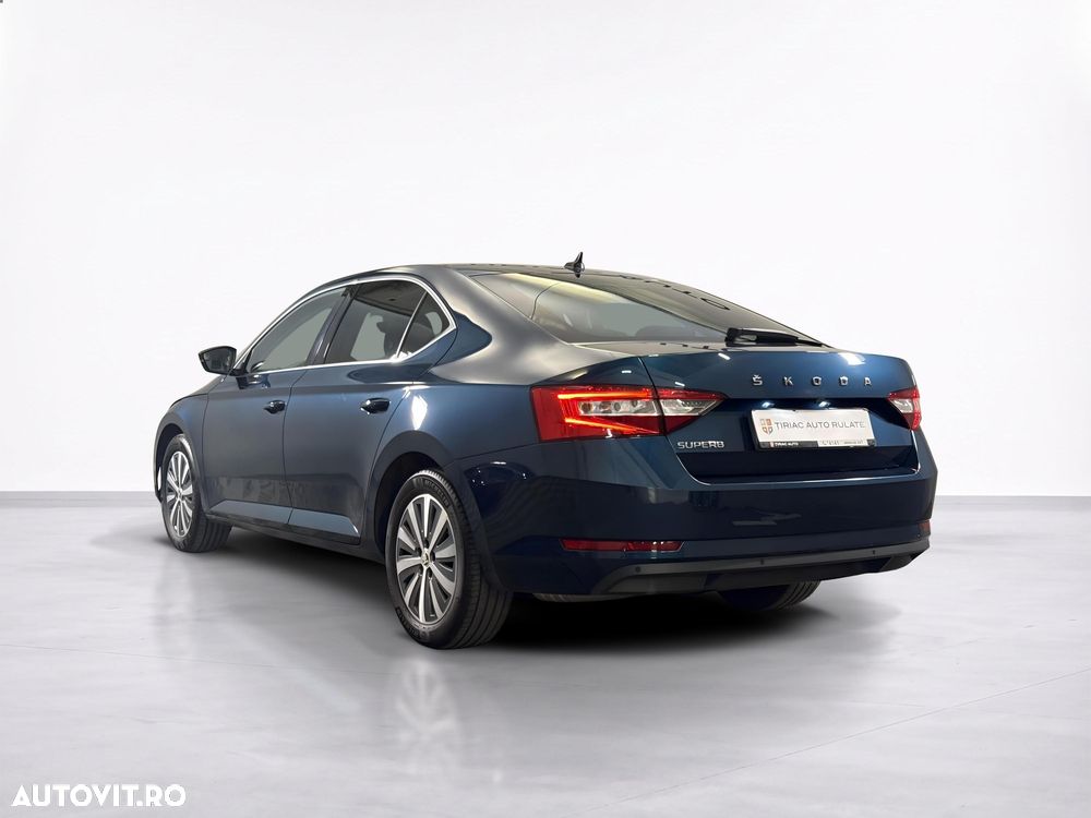 Skoda Superb 1.5 TSI DSG Ambition - 4