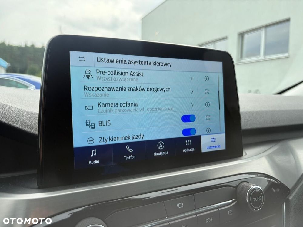 Ford Kuga - 10