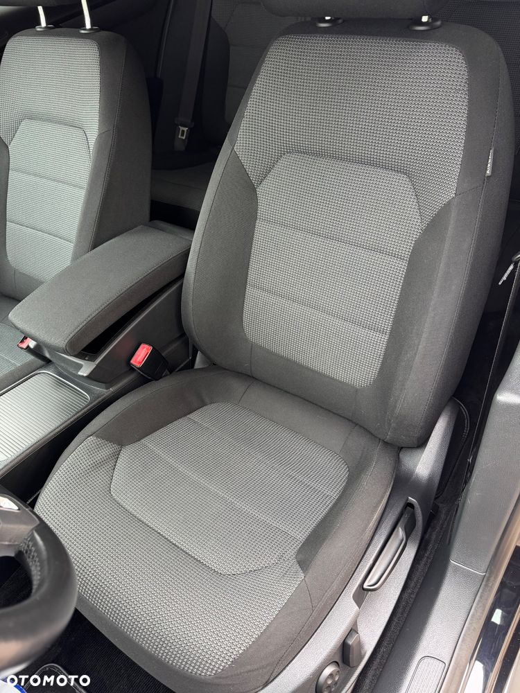 Volkswagen Passat 2.0 TDI BlueMotion Technology Comfortline - 16