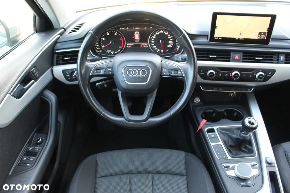 Audi A4 Avant 2.0 TDI ultra - 11