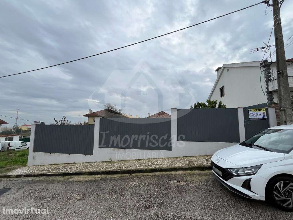 Terreno em fase de legalização com 320 m² na Portela da Azóia, Sant... - Grande imagem: 3/5