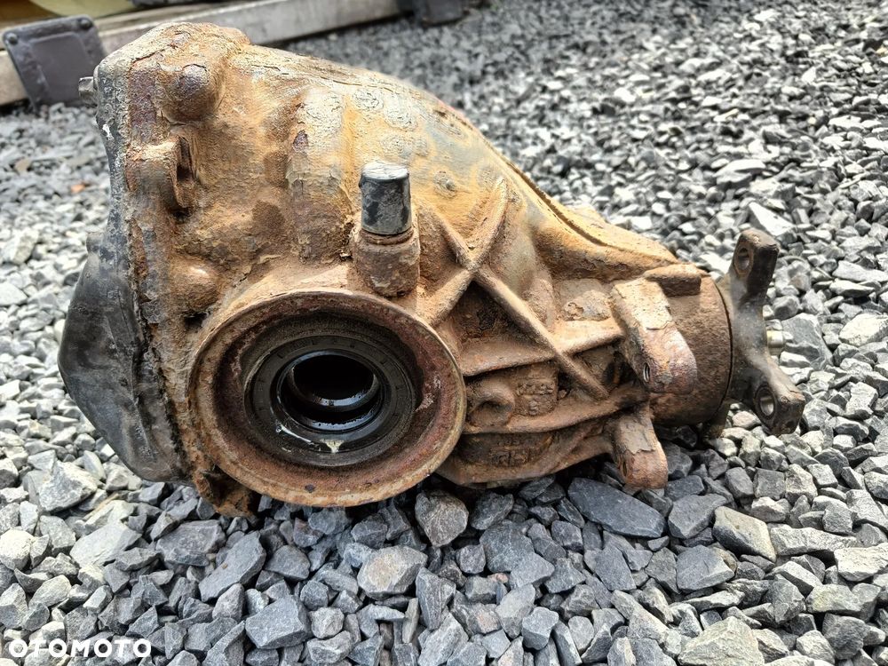 MERCEDES W211 SEDAN 3.0 V6 CDI OM642 MOST DYFER 2.47 AUTOMAT - 5