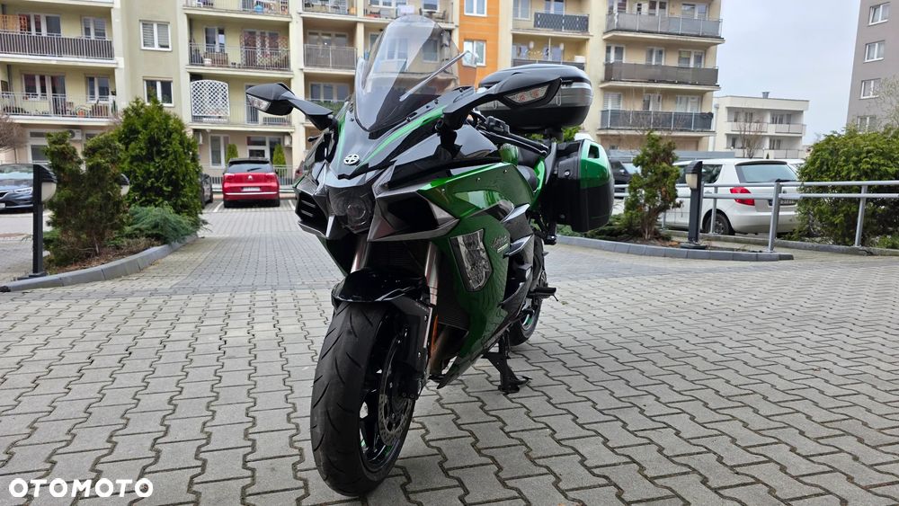 Kawasaki Ninja H2 SX - 2