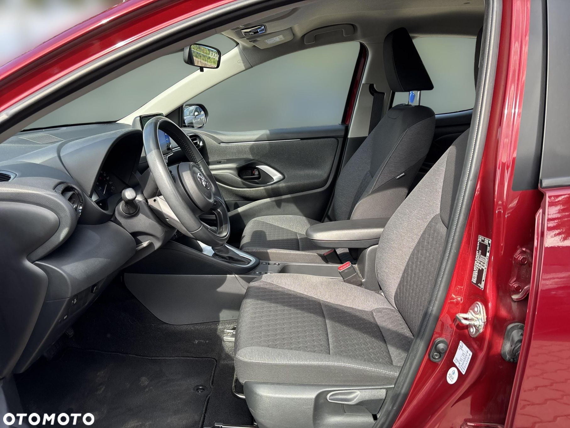 Toyota Yaris Hybrid 1.5 Comfort - 14