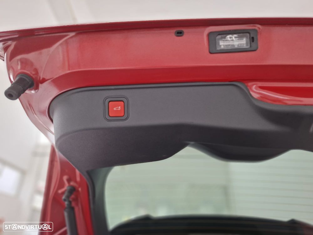 Alfa Romeo Junior 54 kWh Sport Speciale - 23