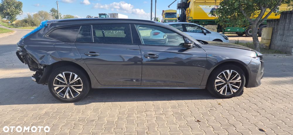 Peugeot 508 SW PureTech PHEV 225 Allure S&S e-EAT8 - 10
