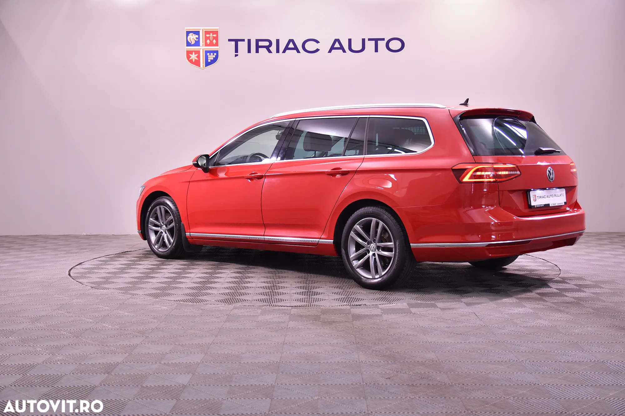 Volkswagen Passat - 3
