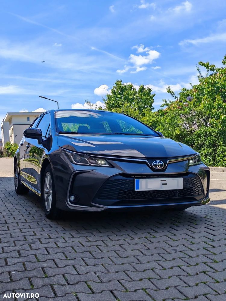 Toyota Corolla - 10