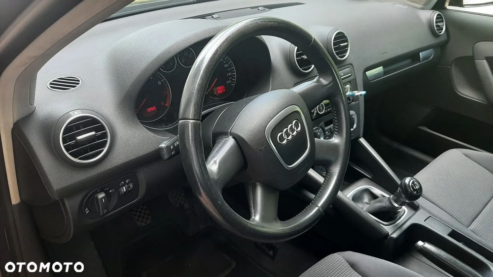 Audi A3 Sportback - 10