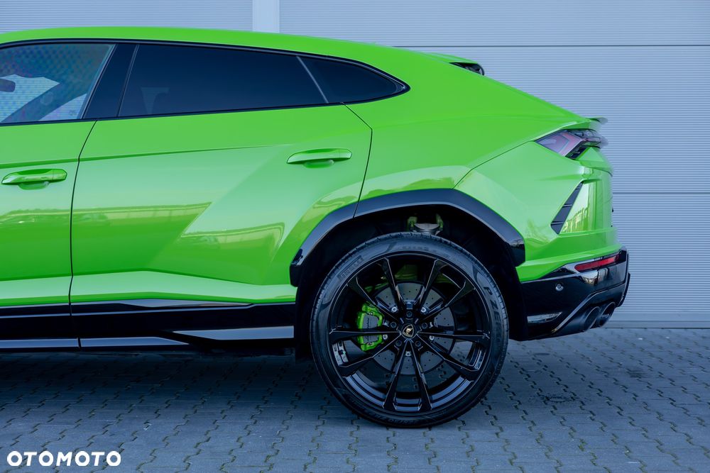 Lamborghini Urus - 9