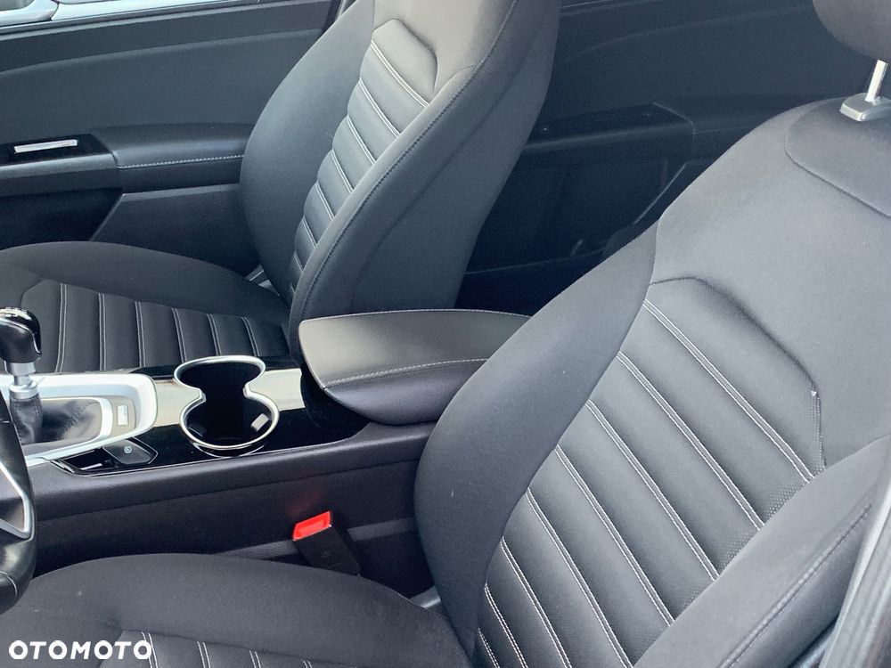 Ford Mondeo 1.6 TDCi Trend - 28