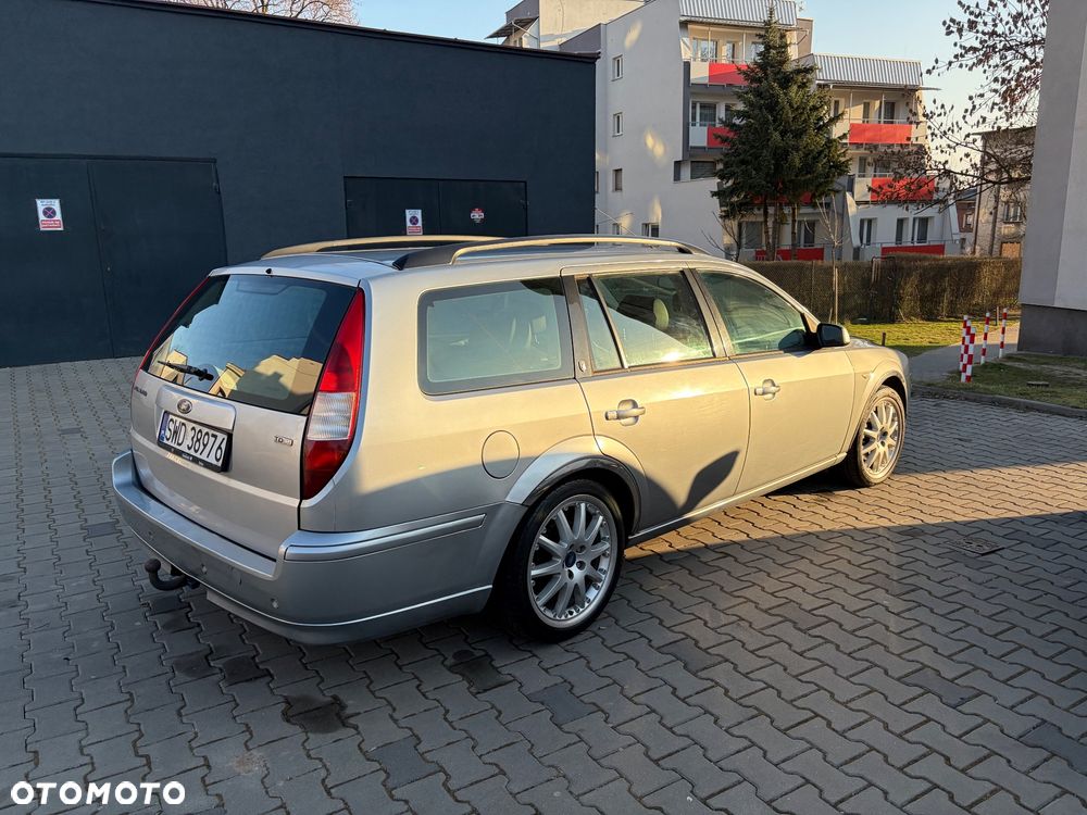 Ford Mondeo 2.0 TDCI Ghia - 4