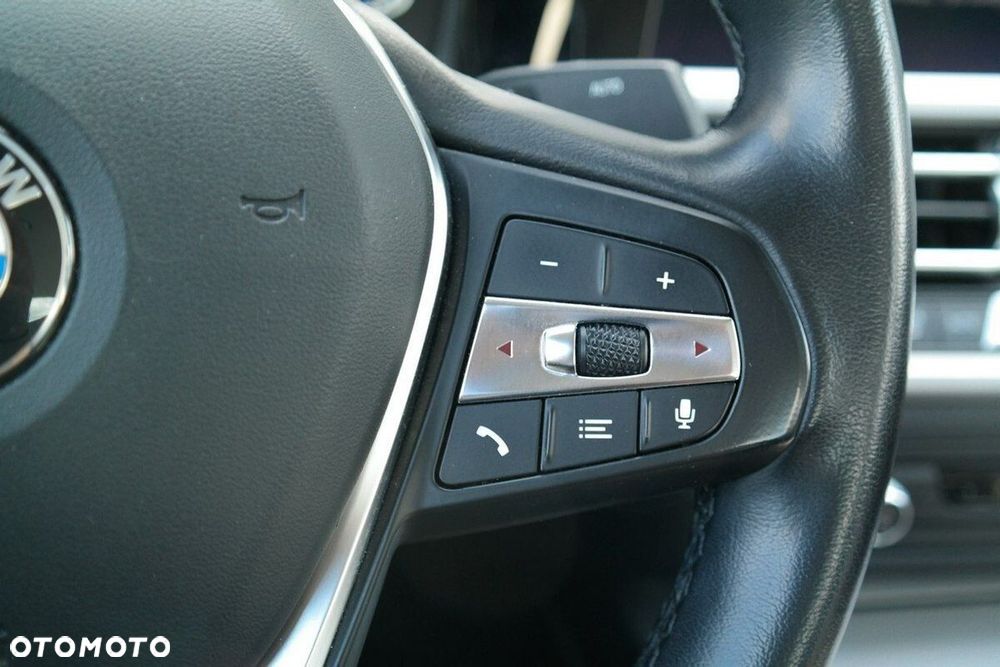 BMW Seria 3 - 23