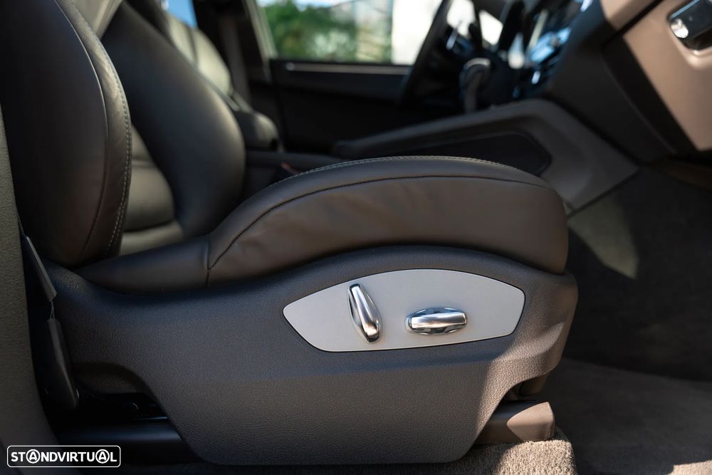 Porsche Macan GTS PDK - 42