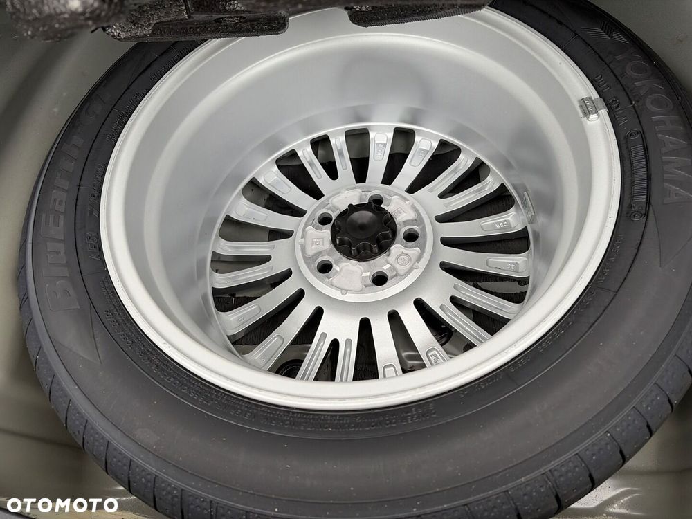 Toyota Camry 2025