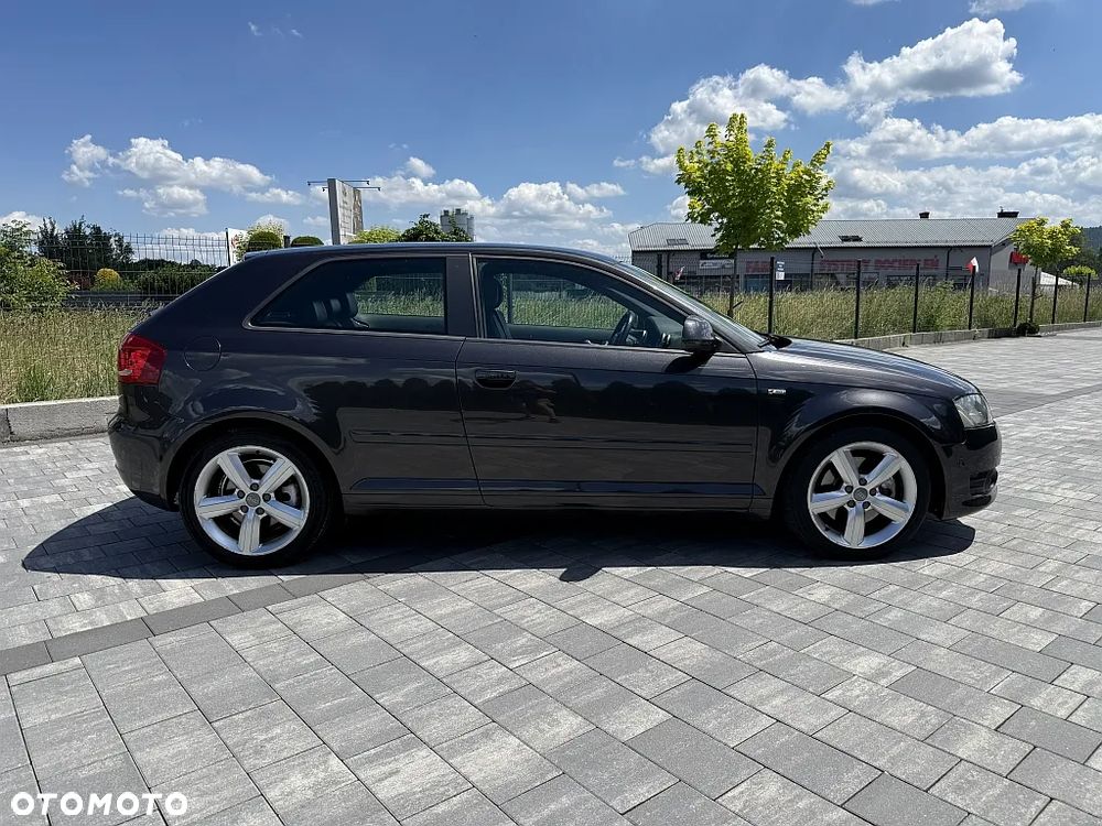 Audi A3 3-drzwiowe 2.0 TDI DPF quattro S line Sportpaket (plus) - 12