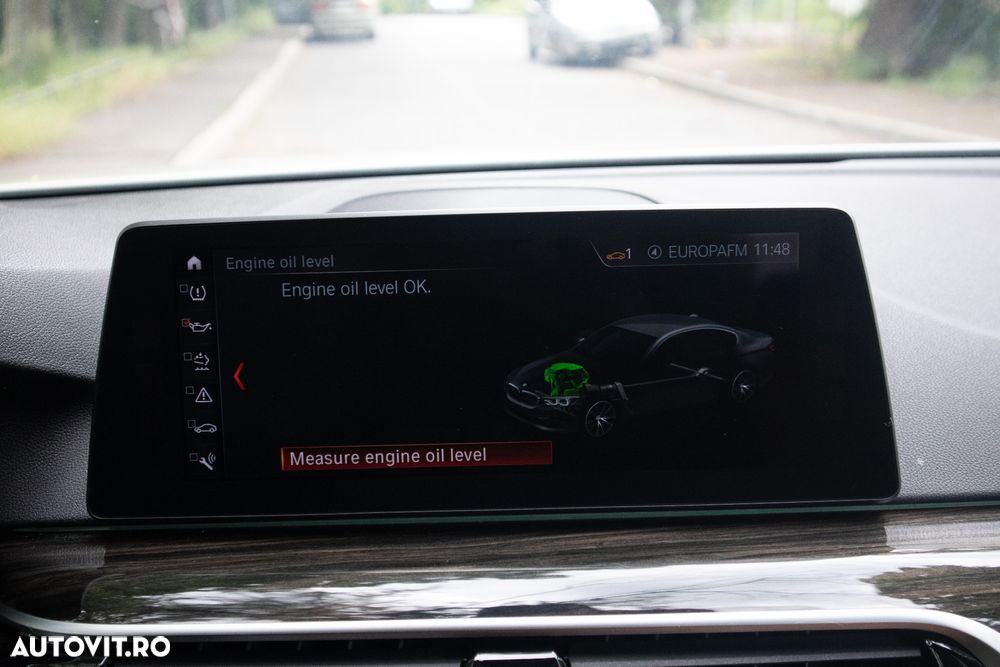 BMW Seria 5 530d xDrive Aut. Luxury Line - 35