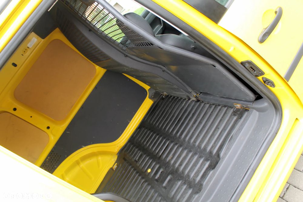 Volkswagen CADDY BEZWYPADKOWY 4x4 - 18