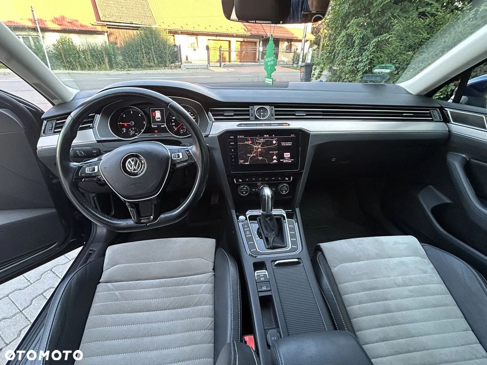 Volkswagen Passat Variant 2.0 TDI SCR 4Motion DSG (BMT) Highline - 17