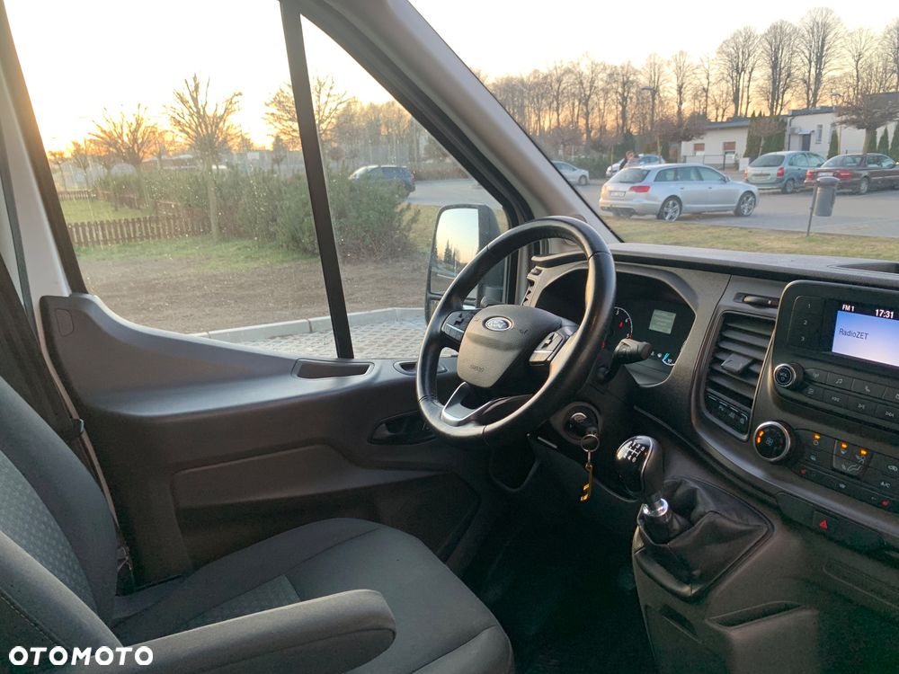 Ford Transit - 22
