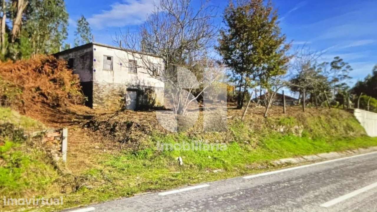 Lote de terreno com moradia - Grande imagem: 3/15