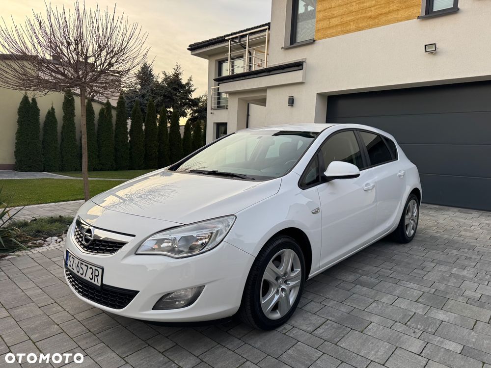 Opel Astra - 1