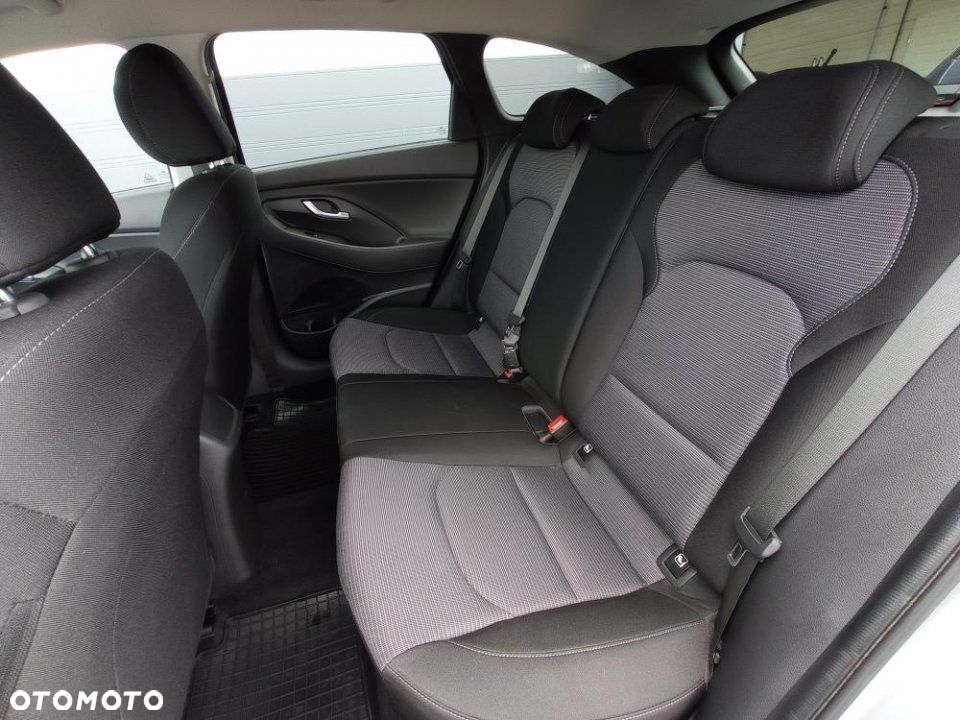 Hyundai i30 - 11