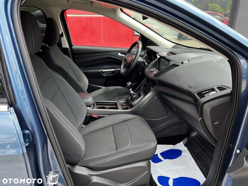 Ford Kuga 1.5 EcoBoost 2x4 Titanium - 7