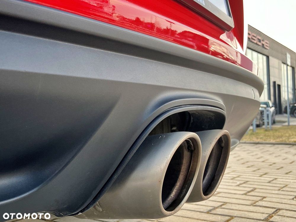 Porsche 718 Cayman - 16