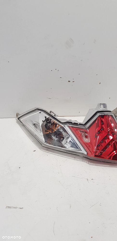 Sym JET 14 125 2022r  lampa tył - 2