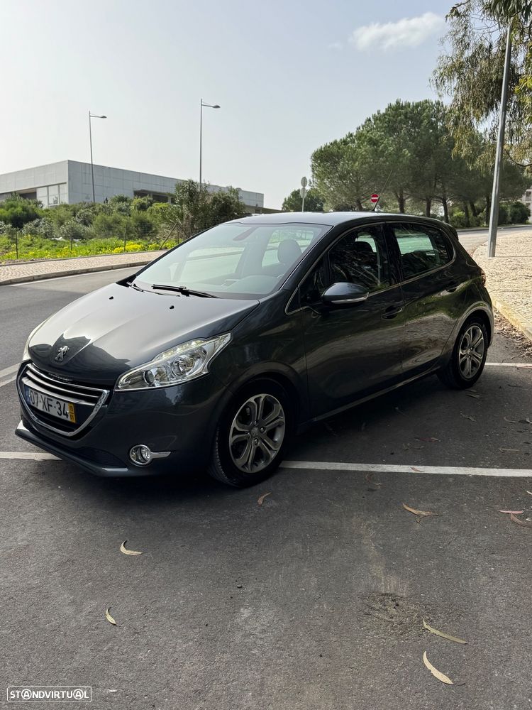 Peugeot 208 e-HDi FAP 92 Stop&Start Style - 4