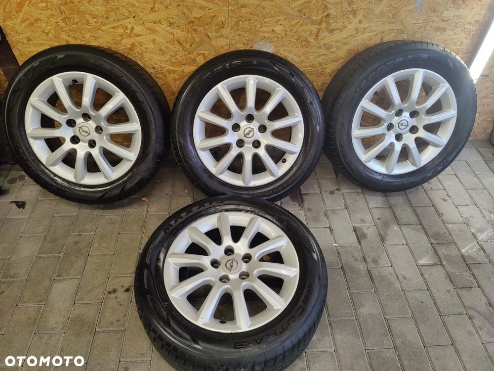 Opel Astra 2.0 Turbo Edition - 10