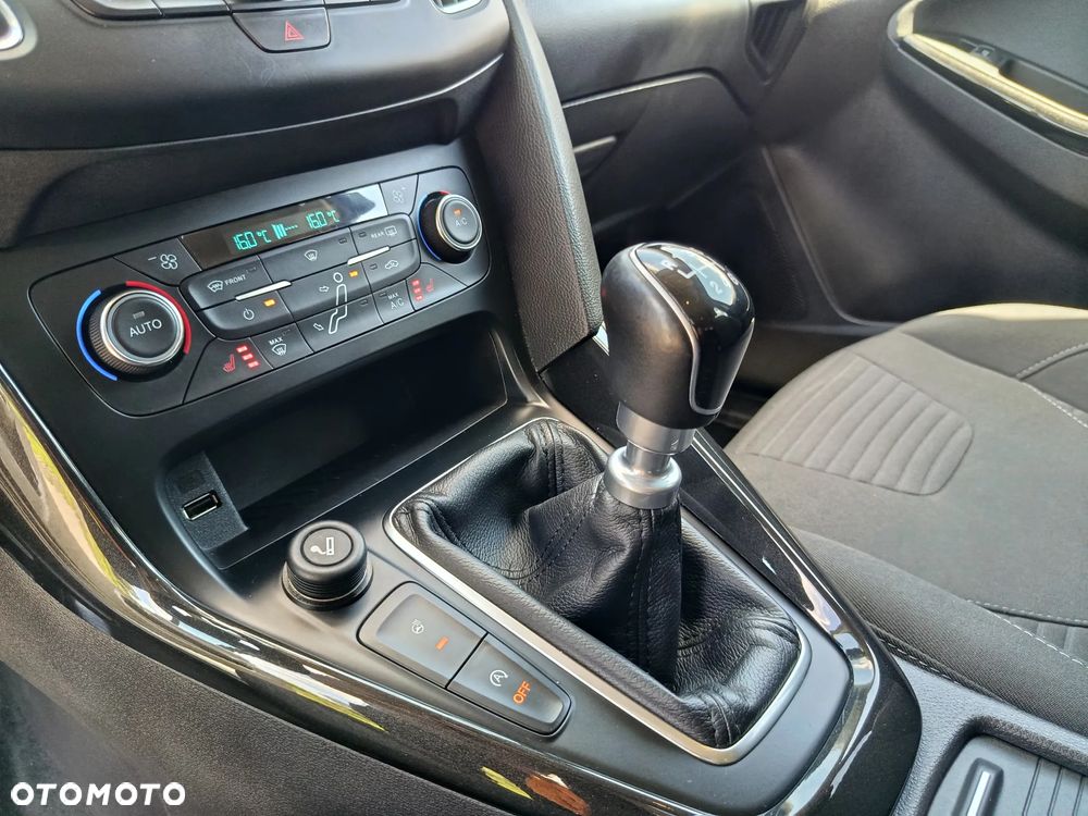 Ford Focus 2.0 TDCi Titanium ASS - 22