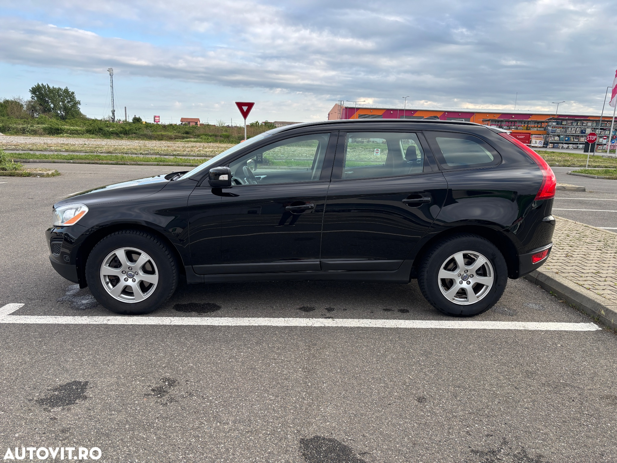 Volvo XC 60 DRIVe Kinetic - 2