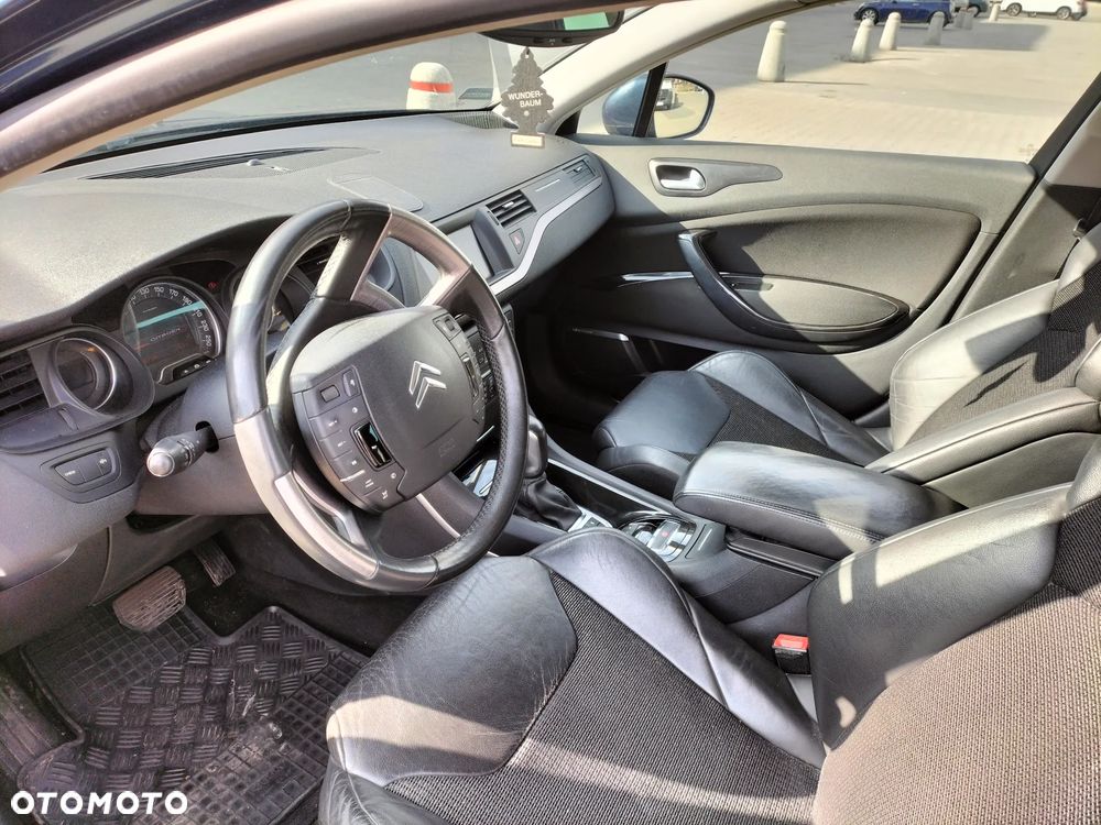 Citroën C5 2.7 HDi V6 Exclusive - 5