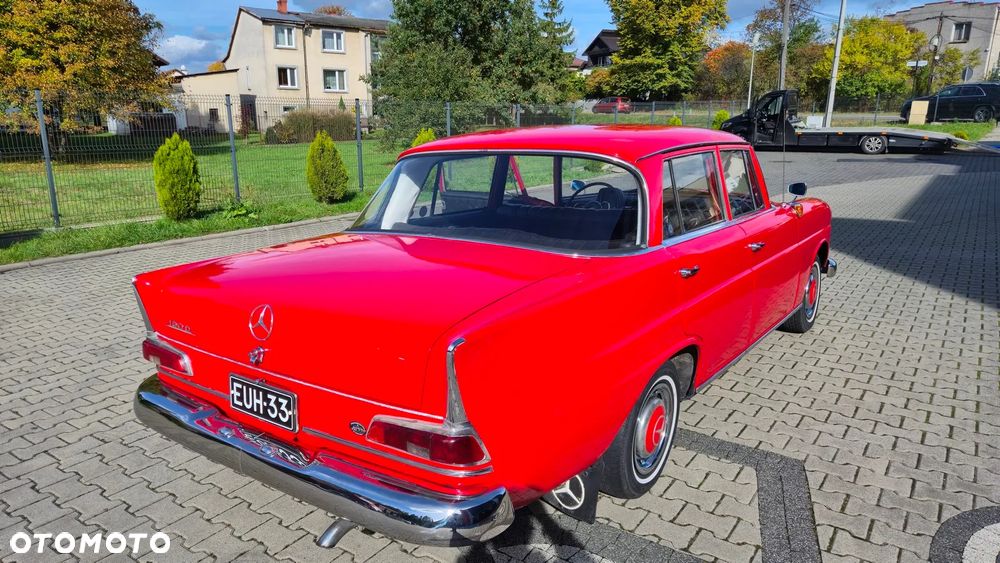 Mercedes-Benz Inny - 11