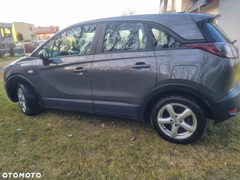 Opel Crossland X 1.2 Enjoy - 32