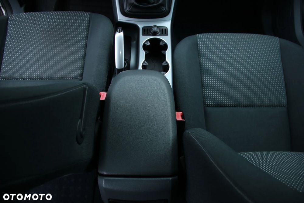 Ford C-MAX 1.6 TDCi Edition - 35