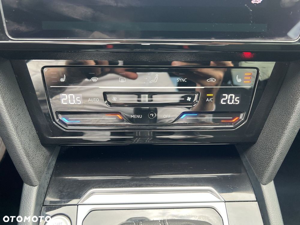 Volkswagen Arteon 2.0 TSI R-Line DSG - 22