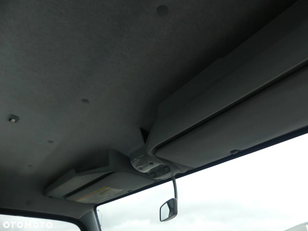 Mitsubishi FUSO CANTER 3C13 / WYWROTKA / SPROWADZONE / 3-OSOBOWE / - 31