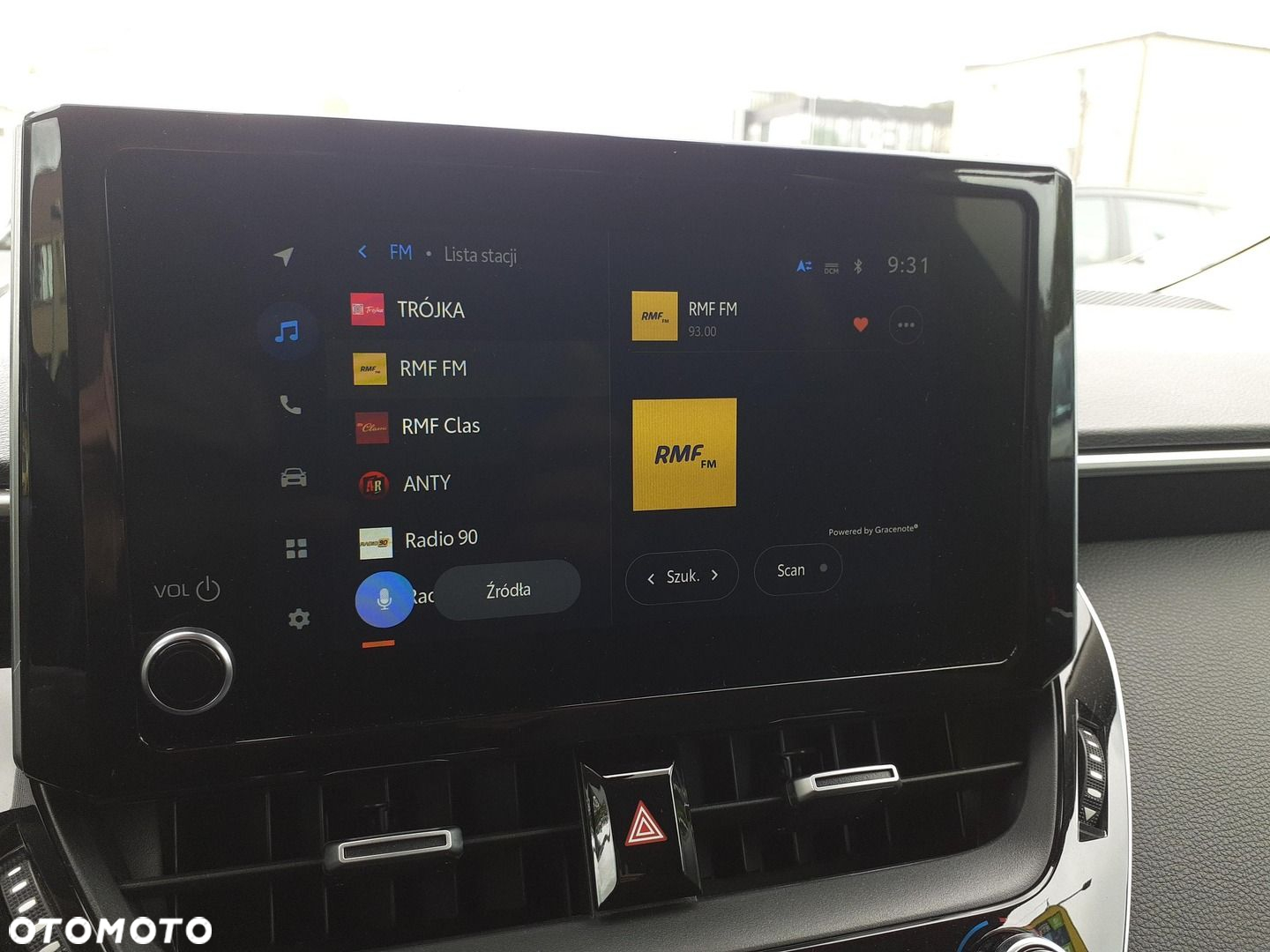 Toyota Corolla - 17