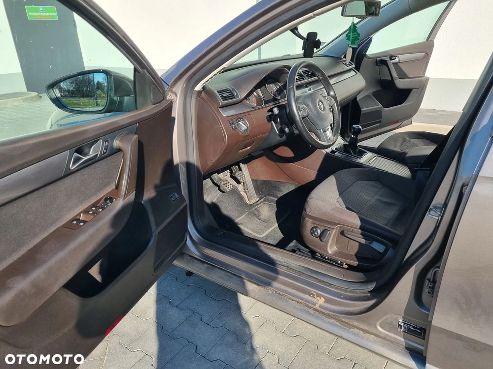 Volkswagen Passat 1.4 TSI Comfortline - 5