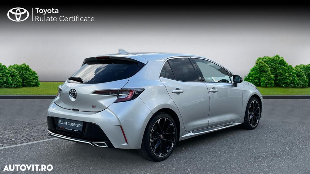 Toyota Corolla 2.0 HSD Exclusive Plus GR Sport Bi-Tone - 5
