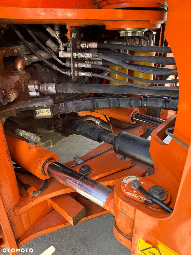 Hitachi ZW310-6 / 966M / 972M / L150 - 20