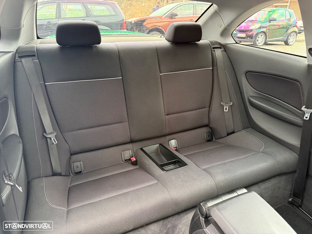 BMW 118 d Coupe - 15