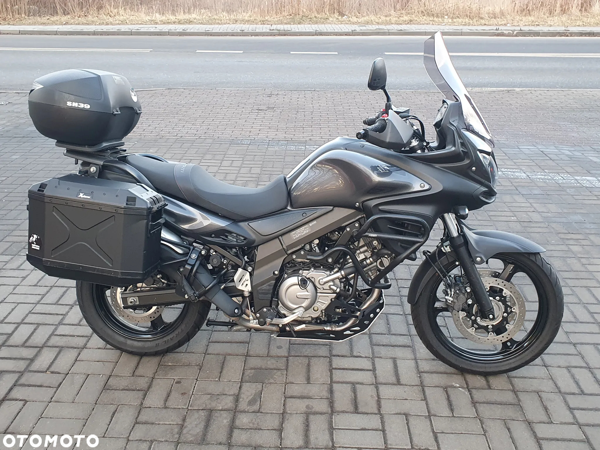 Suzuki V-STROM - 3