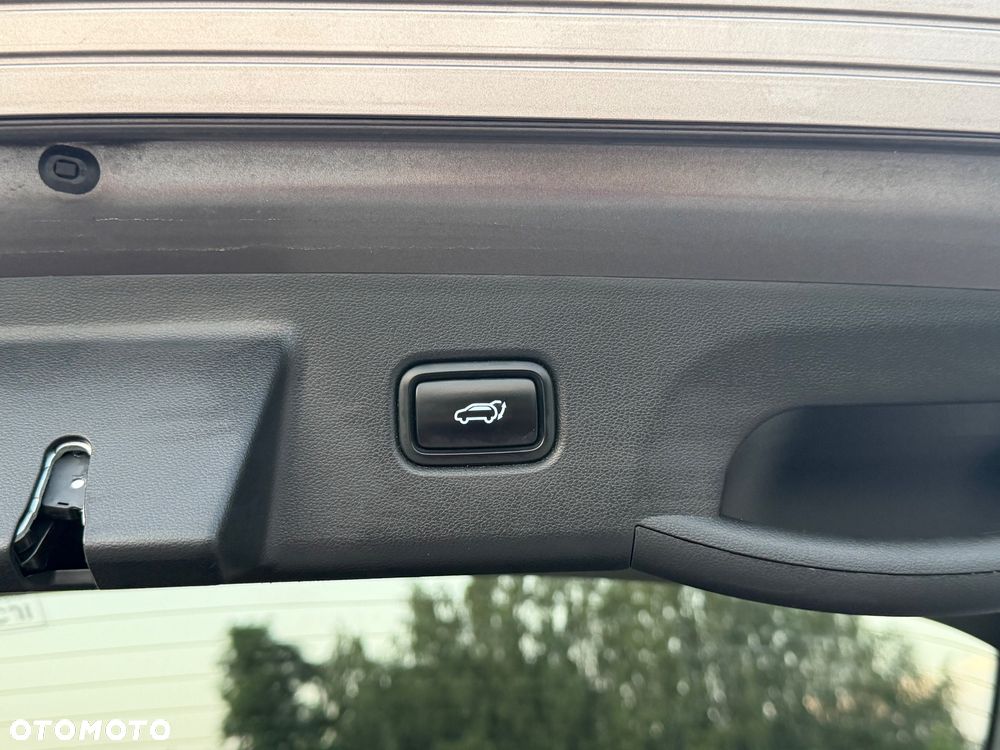 Hyundai Tucson 1.6 T-GDi HEV Platinum 4WD - 35