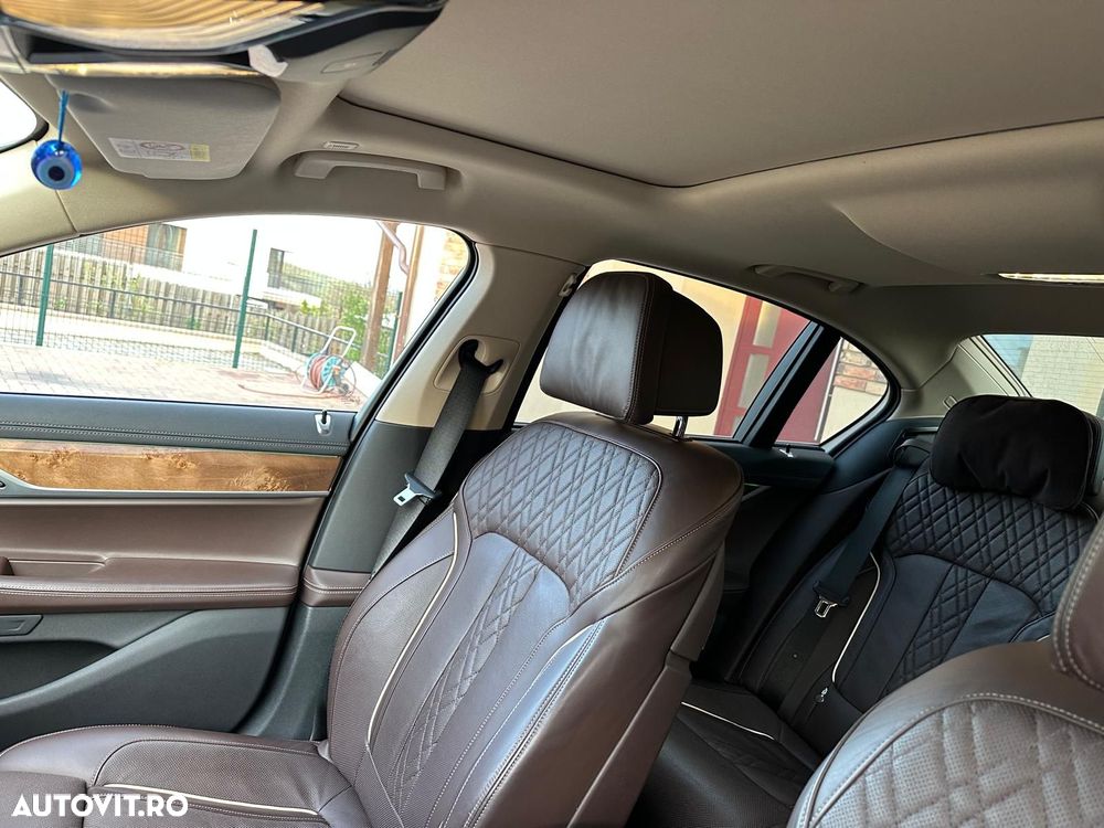 BMW Seria 7 730d xDrive - 4