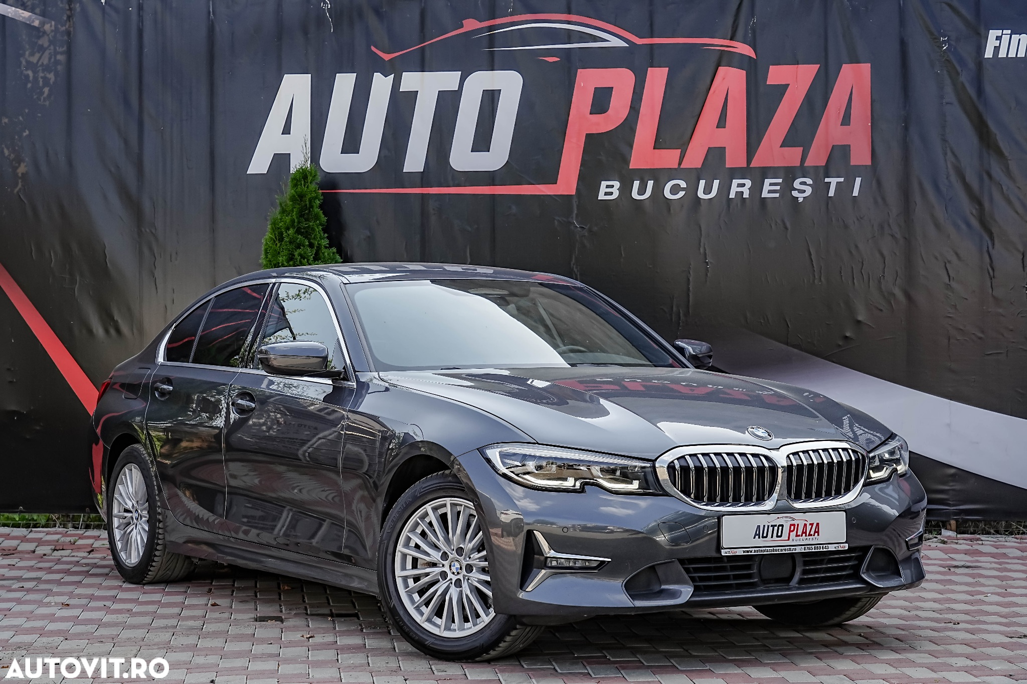 BMW Seria 3 330e Aut. Luxury Line - 3